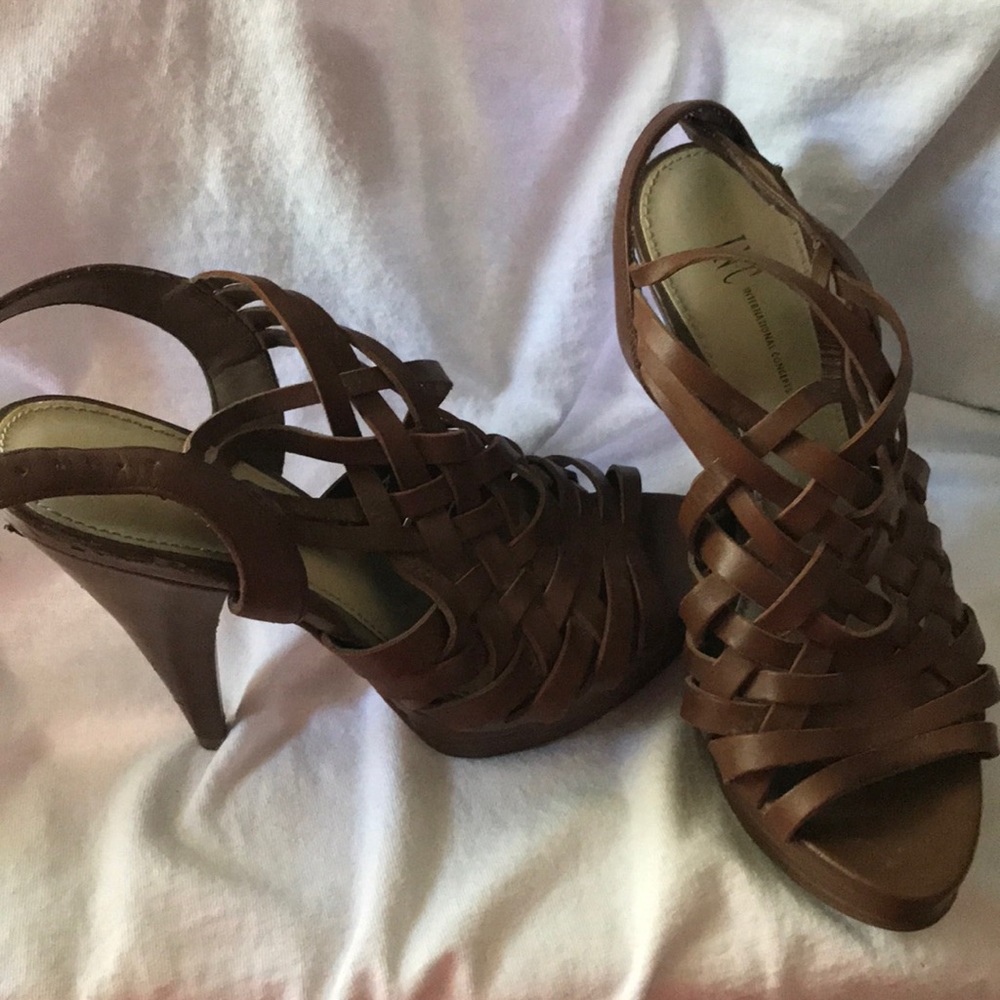 INC women’s sandals size 6.5 cognac color